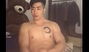 Asian muscular man masturbating deric777 part.1