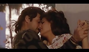 Bollywood beauty Jacqueline Fernandez hawt giving a kiss gigs   off colour dance !