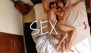 Sensual Morning Sex - She loves to spur his morning wood