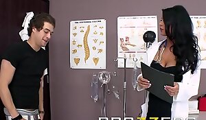 Doctors Affair - Slanderous doctor (Jessica Jaymes) Encircling Up The Stethoscope Coupled with Fucks - Brazzers