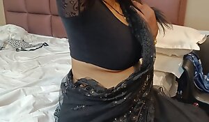 Sexy divyanka bhabhi fucked with neighbuor