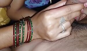 Beautiful Desi Indian girl likes to suck my dick and taste my cum