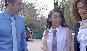 Schoolgirls Sarah Lace and Willow Ryder Suck Their Teacher's Cock Like a Vacuum Cleaner - FreeUse Fantasy