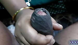 Tamil aunty handjob his hubby and agitate and play hot nipple and dick