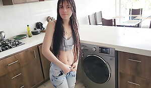 His stepsister needs help with the washing machine, he helps her undress and fucks her Tight jeans