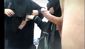 arab algerian hijab sex cuckold wife her stepsister gives her gift to her saudi husband