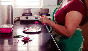 Desi Indian Obese Boobs Stepmom Arya Fucked by Stepson in Kitchen while Cooking.