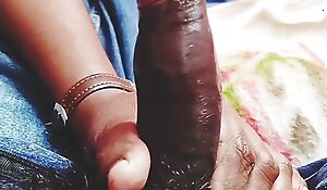 Indian sex doctor, telugu sexy saree doctor shacking up patient, telugu abusive talks.