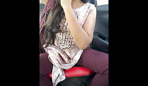 Indian Girl Aarohi videotape call sex in the car.