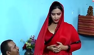 Hawt making love dusting be incumbent on bhabhi beside White-hot saree wi - YouTube.MP4