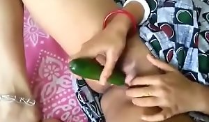 Hard-core indian bengali boudi wanking alongside cucumber