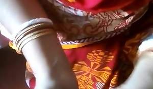 Indian Beautiful housewife homemade sex with tweak clear audio