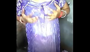 sexy indian grown up desi aunty sexual relations upon downright saree