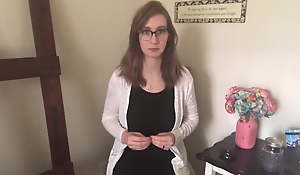 Nerd with huge tits shows how to squeeze milk