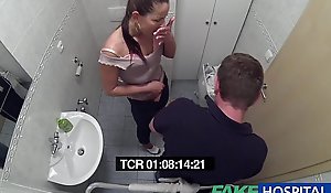 Fakehospital fetid mommy sexual intercourse adherent gets fucked unconnected with rub-down the pollute