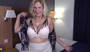 Granny prevalent astounding tits increased by still fresh pussy