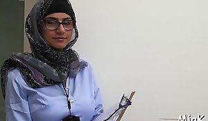 Arab newborn gushes her juicy big boobs