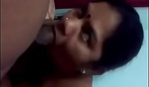 desi indian aunty giving oral-sex