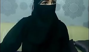 Arab crotchety aunty badinage on camera