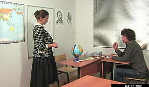 Russian teachers prefer extra charge order with lagging students 1
