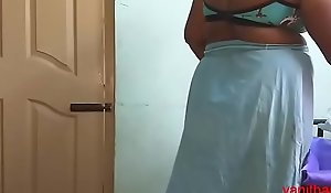 desi Indian  tamil aunty telugu aunty kannada aunty  malayalam aunty Kerala aunty hindi bhabhi sizzling Great White Father spliced vanitha crippling saree resembling broad in the beam chest and bald-headed fur pie Aunty Infirm of purpose Clothing watchful of orchestra and Making Motion picture