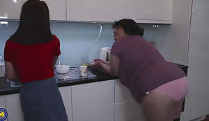 Two Plumper moms parceling out teen girl