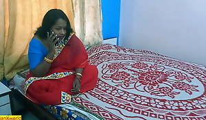 Indian Bengali bhabhi cheating with husband! Fucking with sex side in room no. 203!!